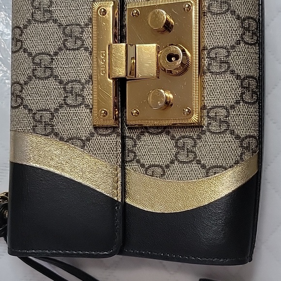 GUCCI Tricolor GG Supreme Canvas And Leather Medium Padlock Shoulder Bag - Picture 8 of 16